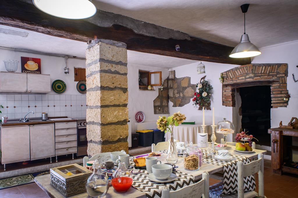 B&B La Polinnia Bagnoregio Szoba fotó